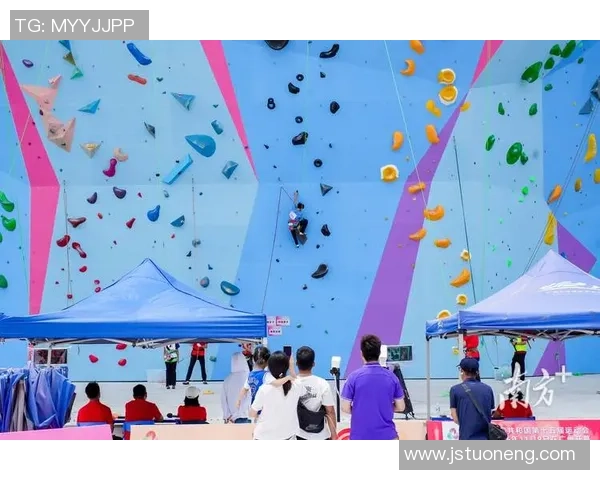 武汉攀岩队在全国攀岩比赛经验排行榜中荣获第三名的荣耀与成就